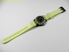 VINTAGE MONTRE ADULTE QUARTZ