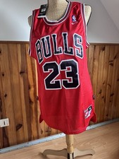 Maillot Nike basketball NBA Chicago Bulls #23 Michael Jordan Neuf Vintage