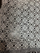 Dessus de Nappe au Crochet