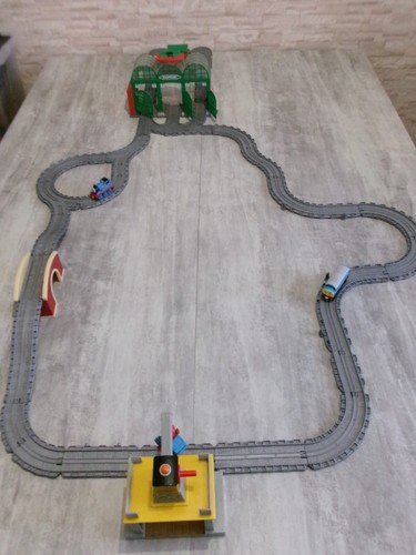 Circuit train gare - gare, grue