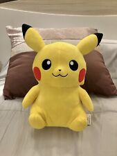 Peluche Plush Pikachu