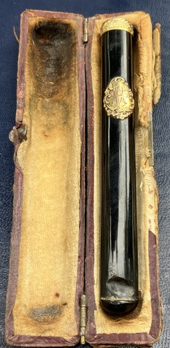 Ancien fume cigarette smoke - ancien,