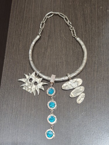 Collier torque moderniste - collier,
