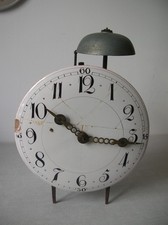 Ancien mécanisme mouvement d'horloge pendule mécanique cadran céramique 18ème