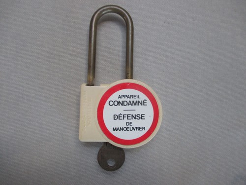 Cadenas consignation - cadenas,