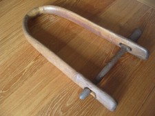 ANCIEN COLLIER EN BOIS POUR