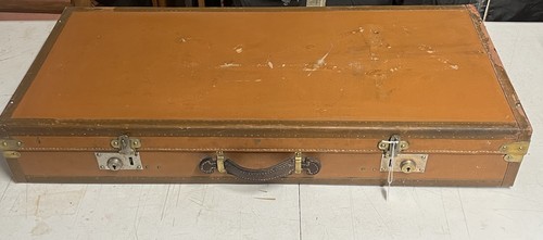 Valise plate moynat - plate, paris