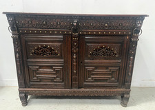 Buffet de style renaissance en