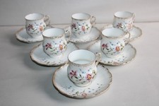 6 tasses à café et soucoupes anciennes porcelaine de Limoges, décor fleur dorure