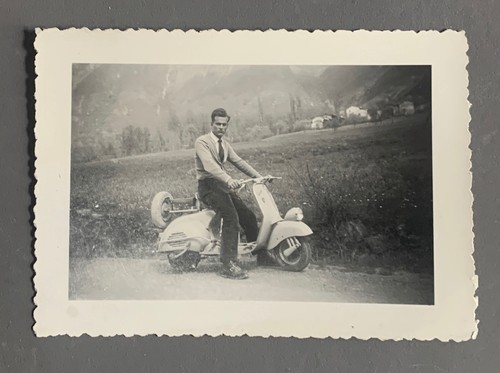 Photo ancienne piaggio vespa - piaggio,