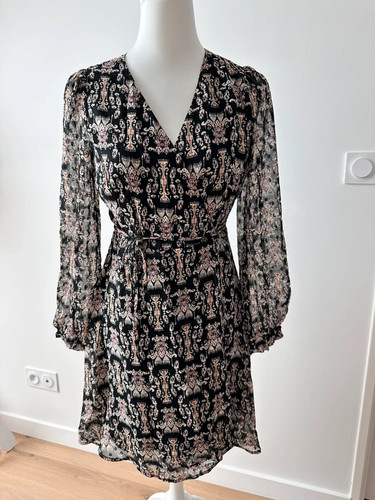 Très belle robe portefeuille