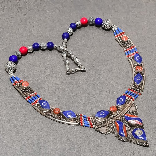 Collier bijoux ethniques