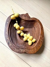 Vintage Fruit Basket Cedar