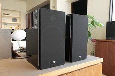 Enceintes d'étagère stéréo