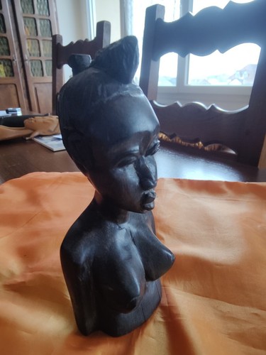 Buste bois noir ébène - en,