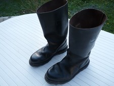 Bottes de pompier en cuir