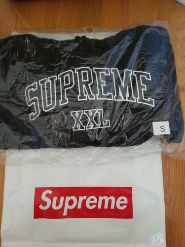Supreme xxl hooded - "supreme, xxl"