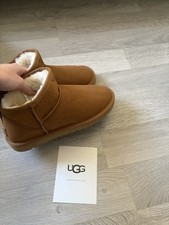 UGG Ultra Mini Classic Beige