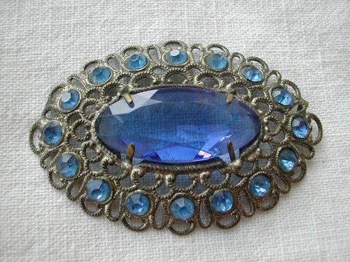 Bijou fantaisie ancien - *,