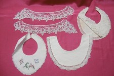 Lot of 13 old children's collars or bibs, origin Brittany, 1920 / 1950
