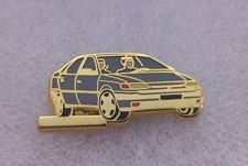 ED106 pin's voiture Renault