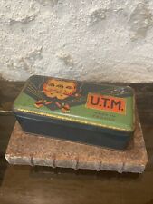 U.T.M - Made in France - Antique lithographed canvas box, cigarette, pipe...