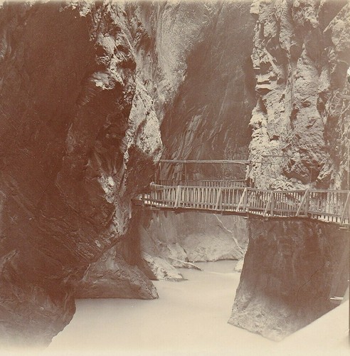 Photo ancienne cascade gorges - cascade,