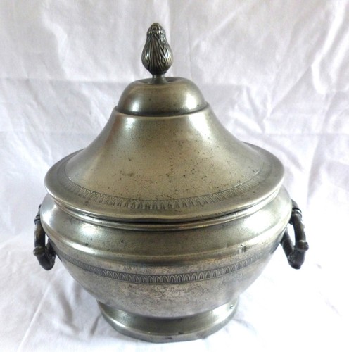 Ancienne belle soupière xviii - belle, soupière,xviii