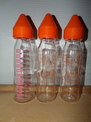 Lot biberons verre - de, en