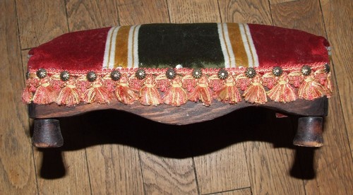 Petit tabouret repose - , pieds
