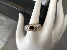 Bague plaque or sertie d'un