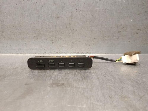 9325039000 commande autoradio