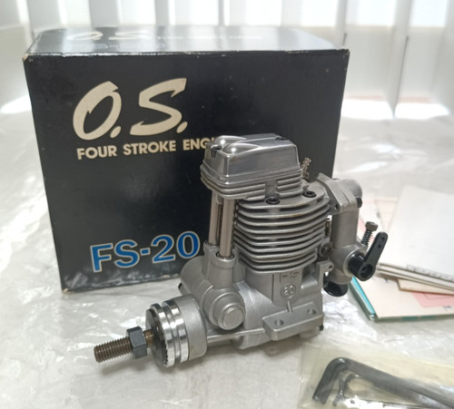 Avion moteur quatre temps - o.s.,