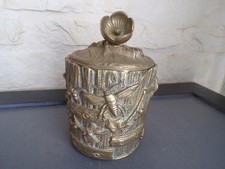 Magnifique Pot couvert en