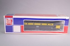 LM037 JOUEF 8891 Ho Train