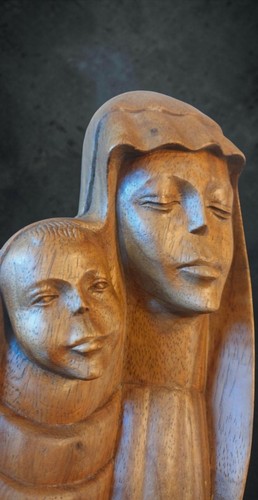 Statue bois sculptée la - en, à