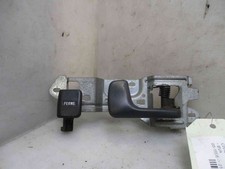 Poignee interieur porte avant