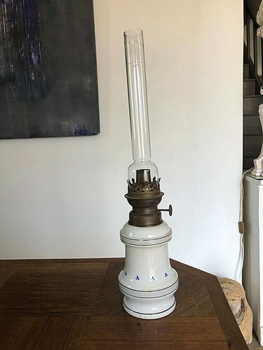 Ancienne lampe pétrole en - ancienne, a