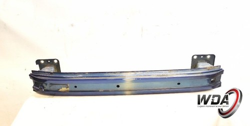 Traverse absorbeur bouclier
