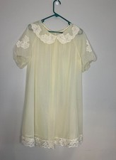 Gorgeous Vintage Shadowline Women’s Ivory Night Robe Lace Chiffon Size Medium