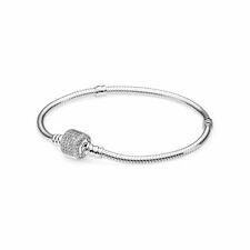 Bracelet PANDORA Moments Avec Jersey Snake Fermoir Pavè 590723CZ Bracelet
