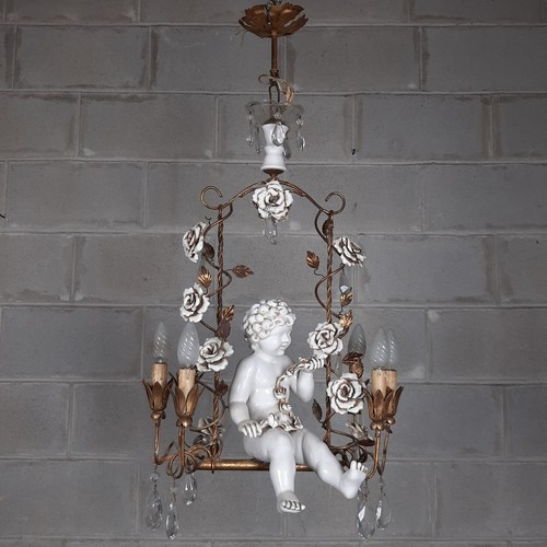 Antique lustre avec putto sur - antique,
