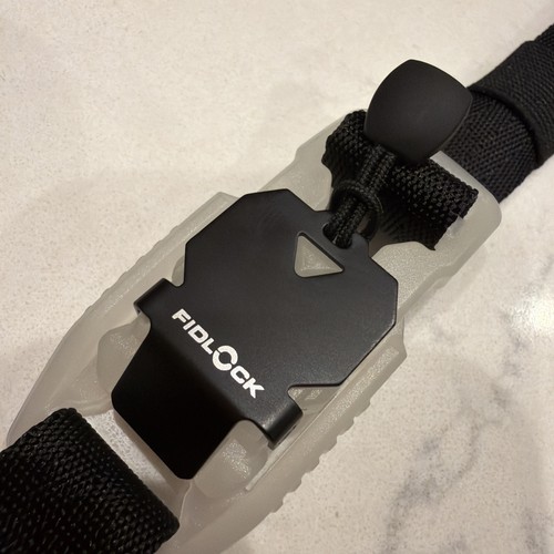 Glow the dark fidlock - in,