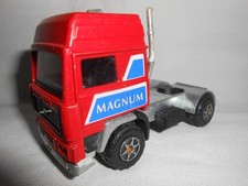 CAMION VOLVO MAGNUM 1/60ème