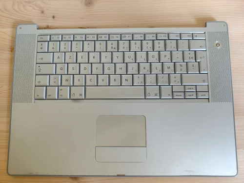 Clavier pad apple - /,