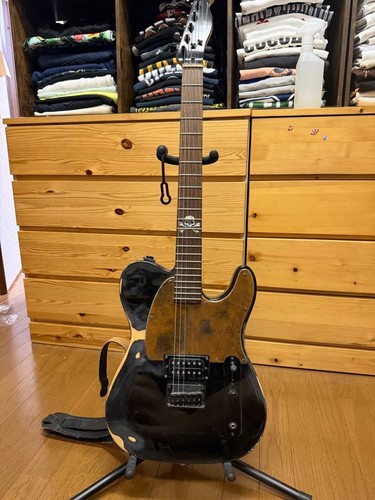 Squier par fender - fender, avril