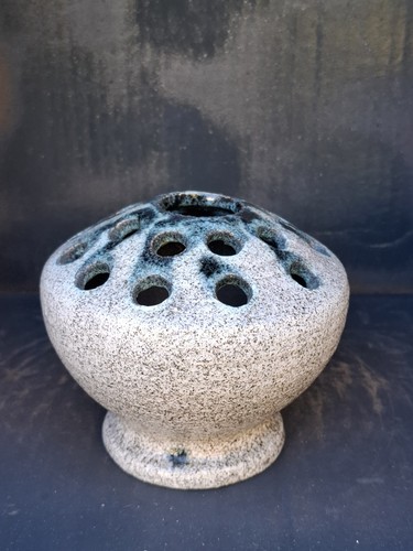 Vase pique fleurs - fleurs, accolay