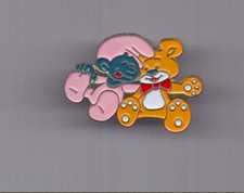 PIN'S . PEYO . LE BEBE