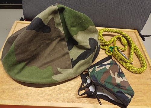 Petit lot militaria - , couvre