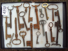 LOT A737  DE 20 CLÉ CLÉS